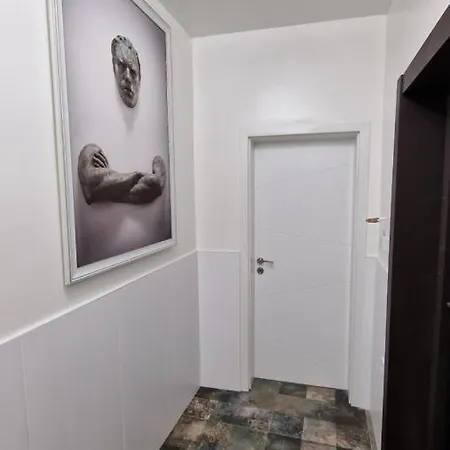 Fs Old Town Luxury Apartment With Private Sauna & 2Br Lägenhet Veliko Tărnovo