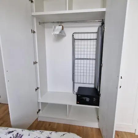 Fs - Beautiful In The Artistic Part Of Appartement *