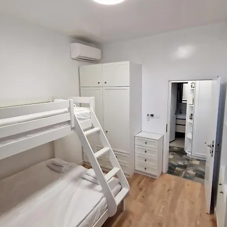 Fs - Beautiful In The Artistic Part Of Appartement Veliko Tarnovo