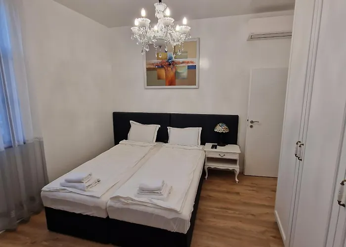 Fs - Beautiful In The Artistic Part Of Veliko Tarnovo