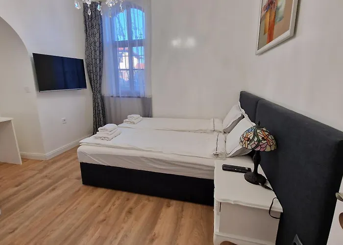 Apartment Fs - Beautiful In The Artistic Part Of