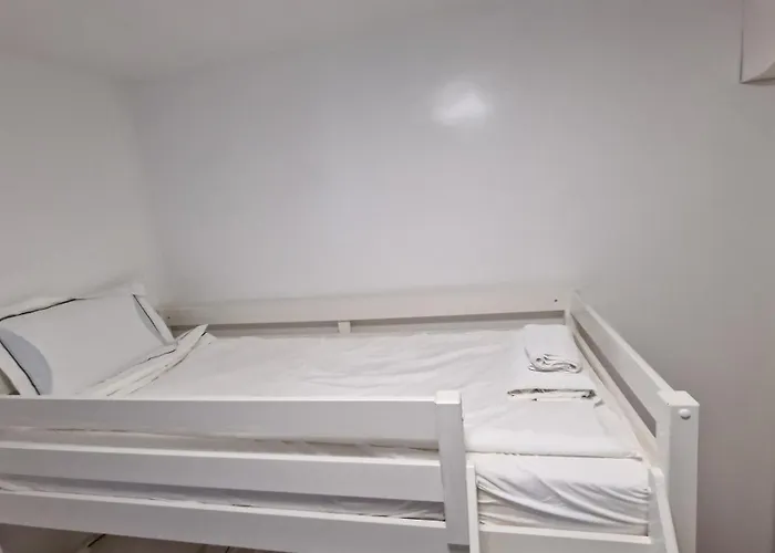 Fs - Beautiful In The Artistic Part Of *